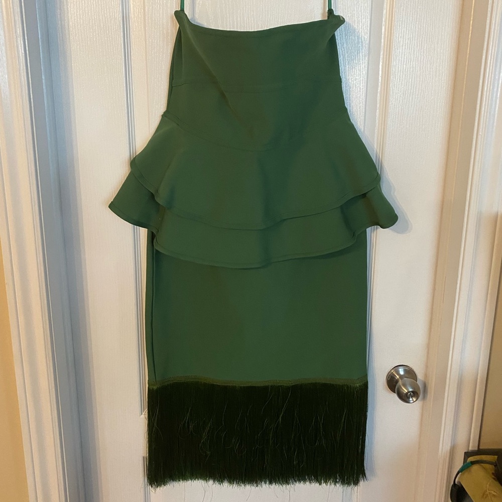 Fashionova strapless peplum dress